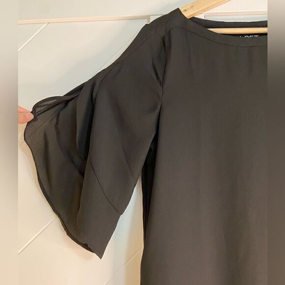 Black LOFT blouse with sleeve detail - Picture 3 of 4